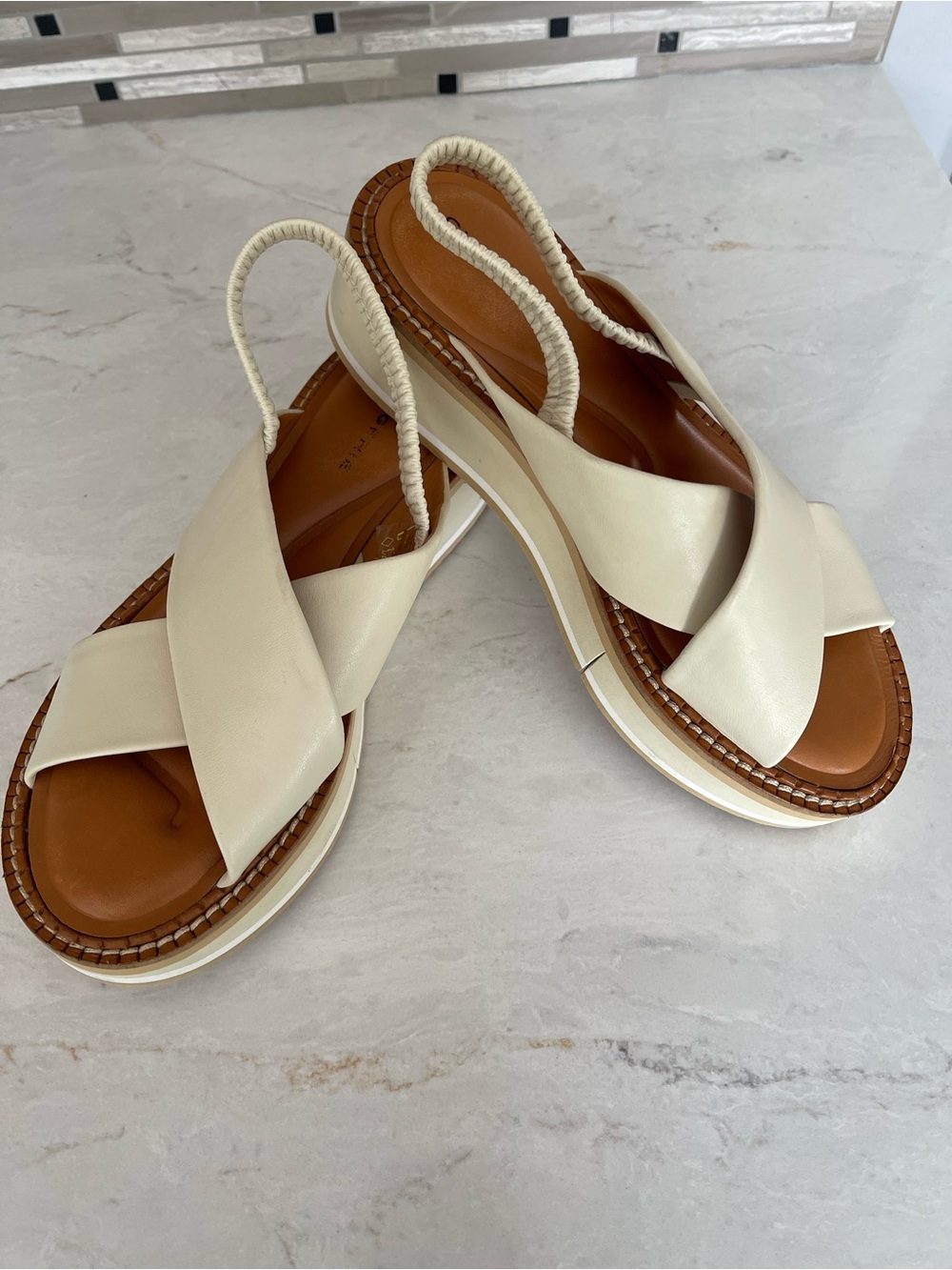CLERGERIE PARIS Ivory Leather Cross-Strap Slingback Sandal, 39 EU/7.5-8 US EUC